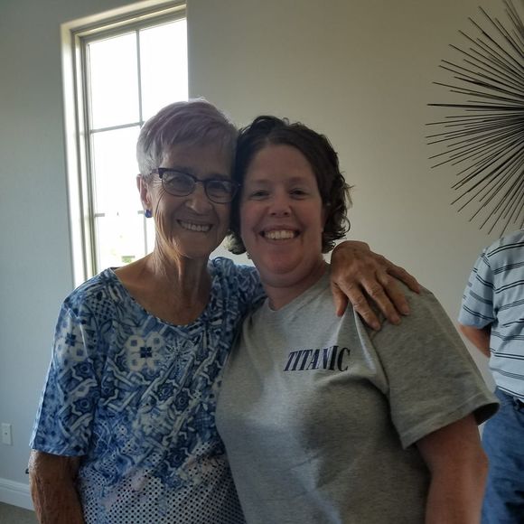 Meet your Posher, Michelle - Picture 1 of 1